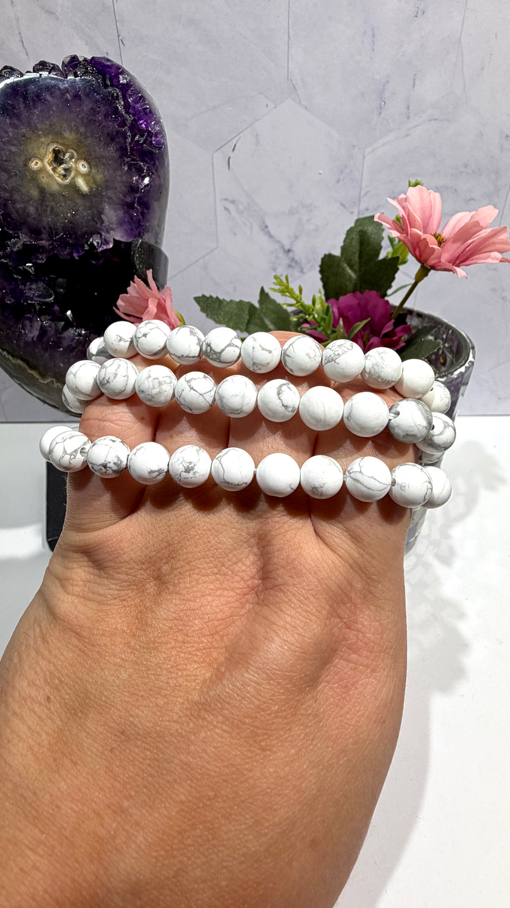 8mm Howlite Bracelet