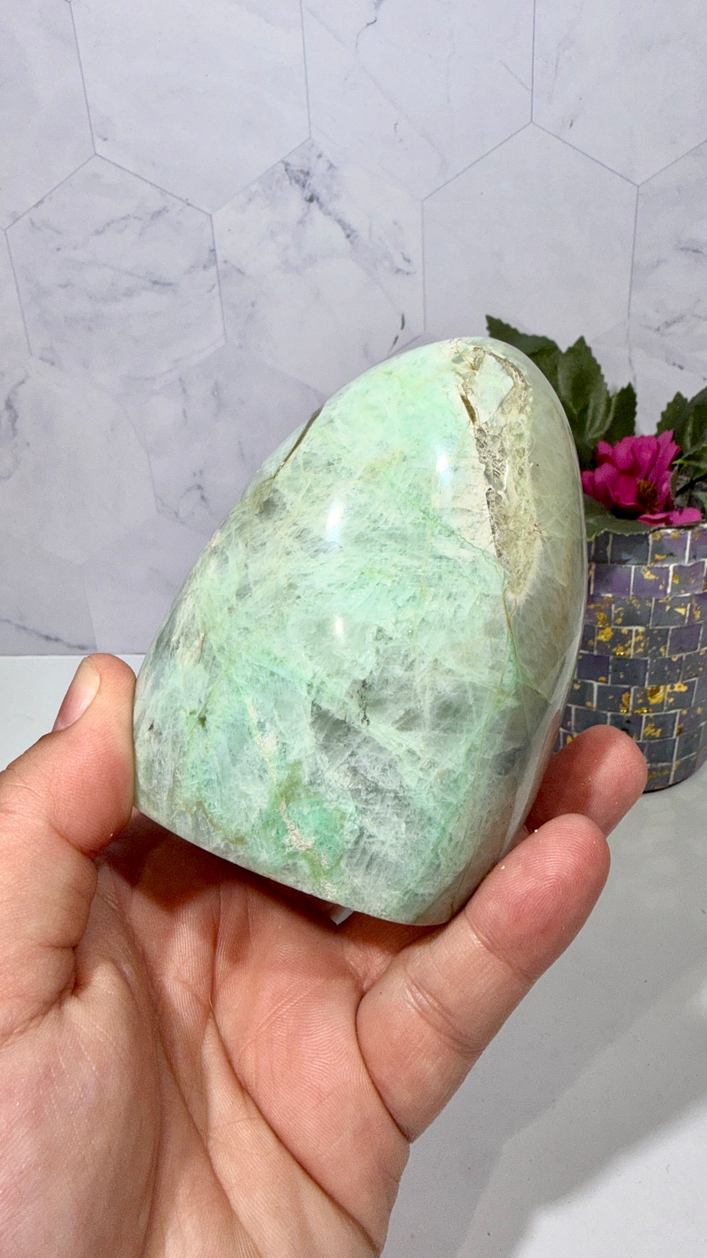 Garnierite Free Form