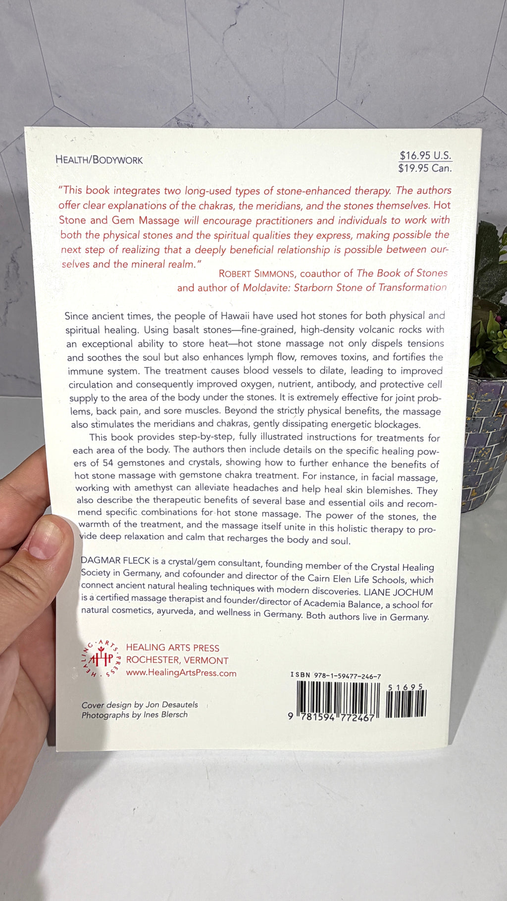 Hot Stone and Gem Massage by Dagmar Fleck and Liane Jochum