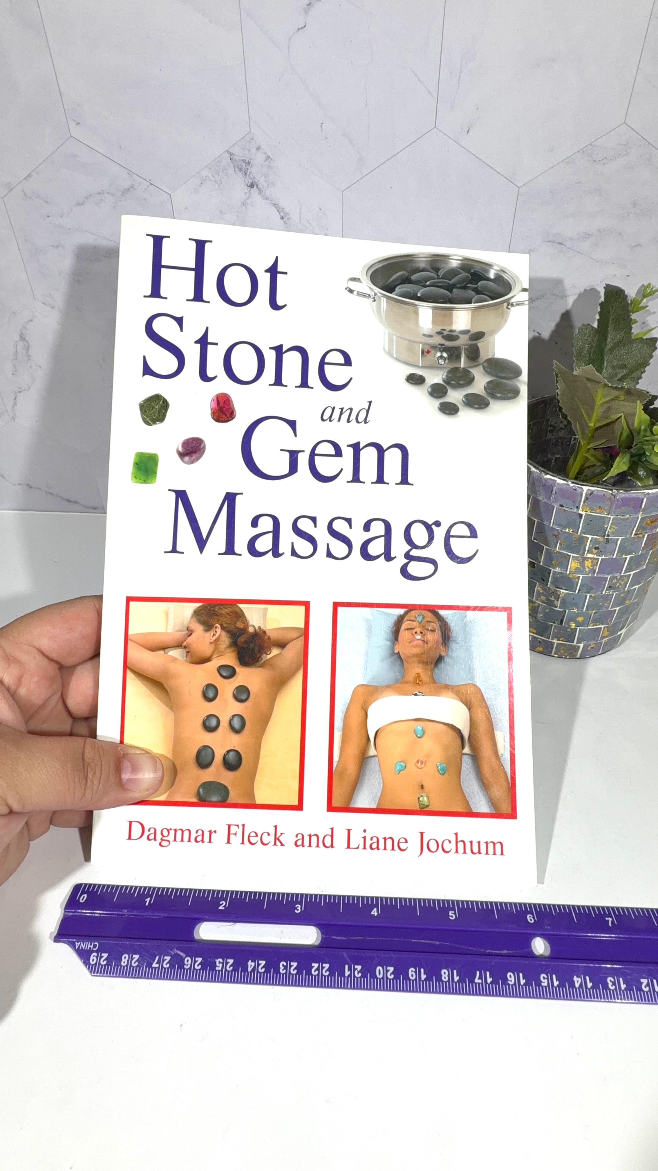 Hot Stone and Gem Massage by Dagmar Fleck and Liane Jochum