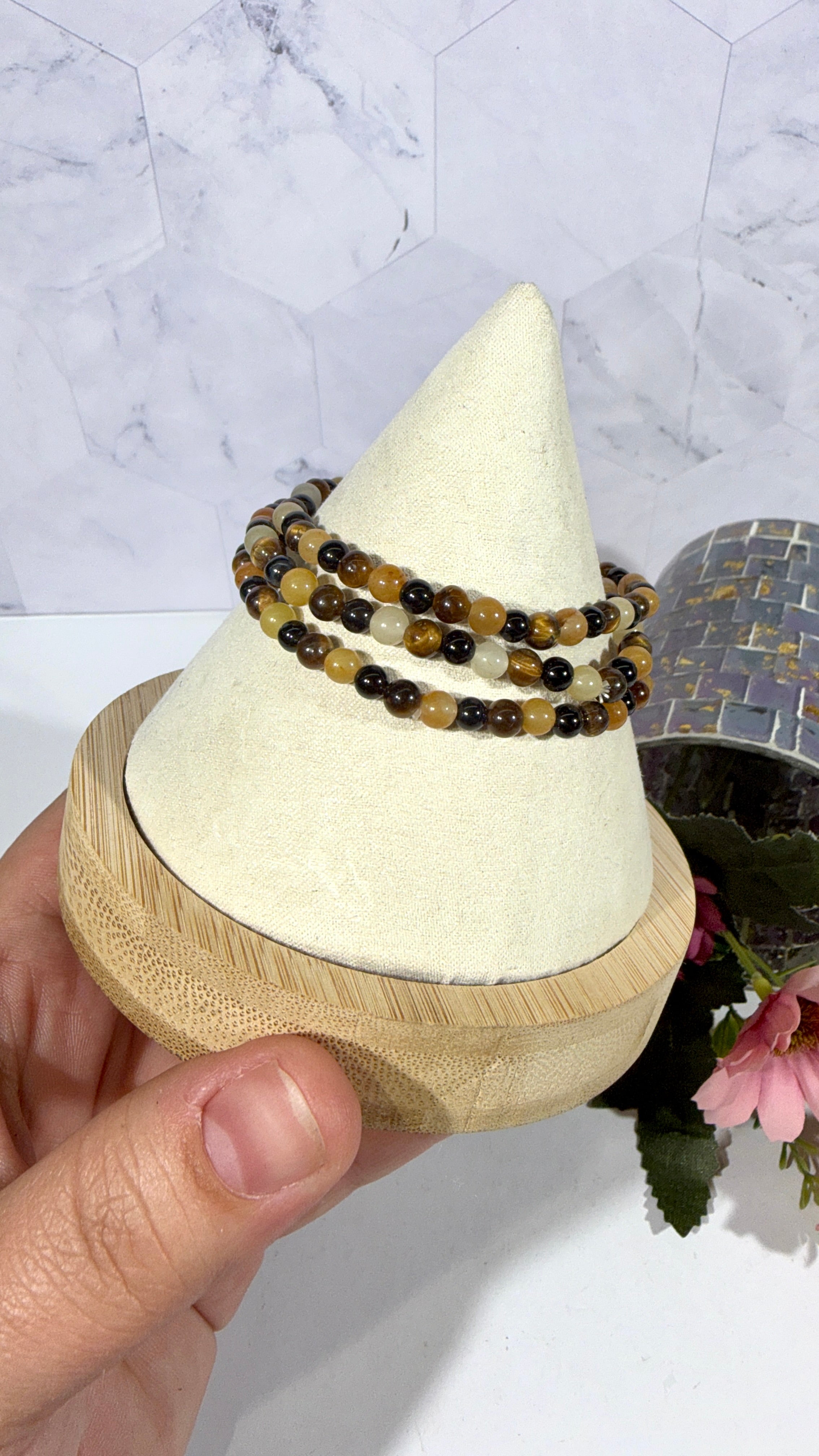 4mm Black Onyx, Yellow Jade, and Tiger's Eye Bracelet