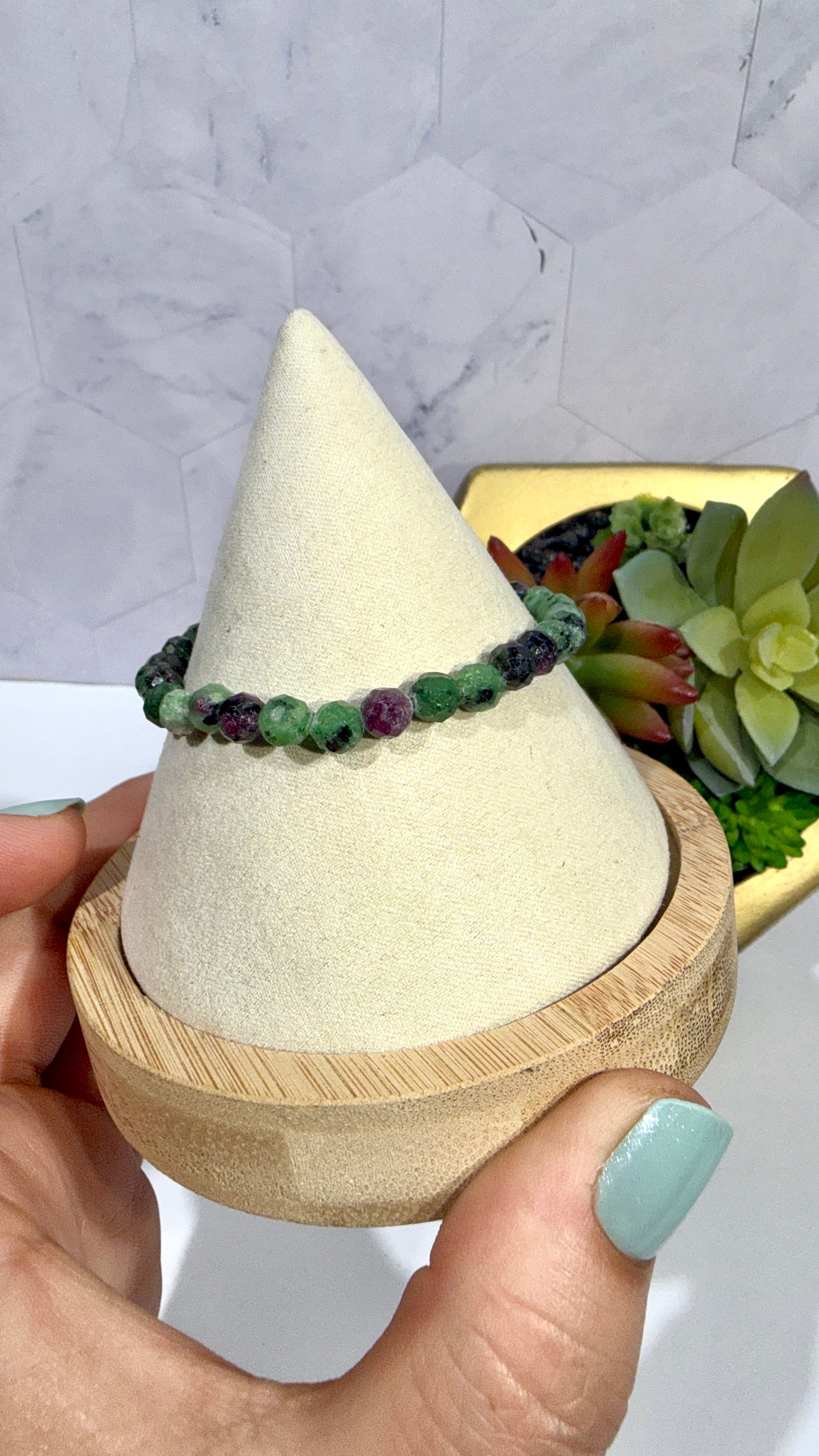 6mm Faceted Ruby Zoisite Bracelet