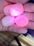 Mangano Calcite Tumbles | UV Blacklight Reactive