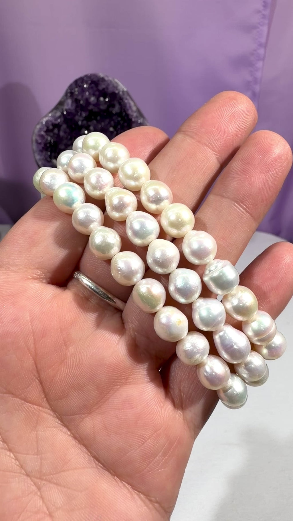White Freshwater Pearl Bracelet